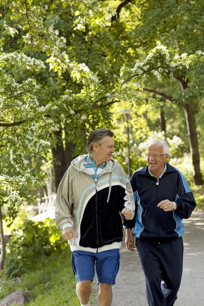 aide senior protection hygiene